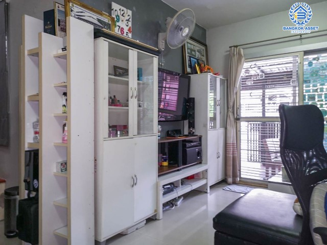 ทาวน์เฮ้าส์มือสองย่านนนทบุรี ม.พฤกษาวิลล์22 พระราม5-2 เนื้อที่มากถึง 19.5 ตร.ว. ฟังก์ชัน 3 ห้องนอน 2 ห้องน้ำ 1 ที่จอดรถ ร่มรื่น เงียบสงบ เพื่อนบ้านเป็นมิตร บนทำเลเดินทางสะดวก เชื่อมต่อหลายเส้นทาง ใกล้รถไฟฟ้าสายสีม่วง "สถานีแยกติวานนท์", สะพานพระราม 5 และทางด่วน "ศรีรัช"...